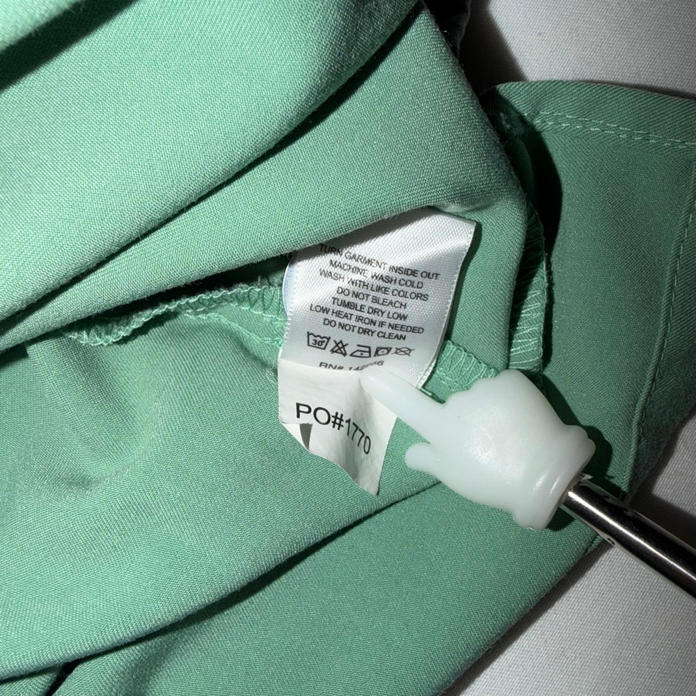 FIGS Casma Scrub Top XS Surgical Green V-Neck Technical Collection Work Nurse - Picture 5 of 7